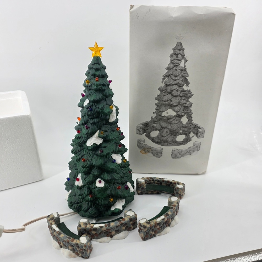 Dept 56 Heritage Village Town Tree Porcelain Accessory Set 5565-4 Christmas Tree